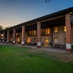 Santellone Resort